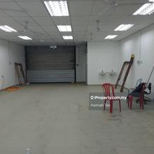 Ground floor shop for rent