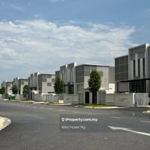 Eco Business Park 1 Phase 3@Corner lot Factory for Rent