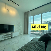 Cheapest Unit ! Quay West 4 Rooms Nice Condition For Rent