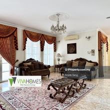 Golf View Kota Kemuning Hills, Freehold 3 storey Bungalow for sale