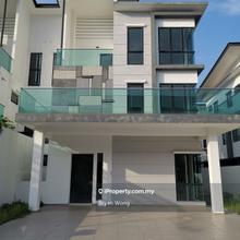 D'Prestij Semi-D house for Rent