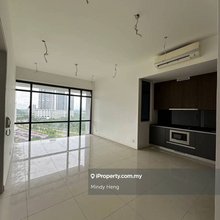 Grand medini unit for sale @ below market price