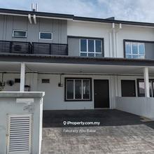 Newly refurbished unit facing open