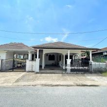 Besar: Rumah Banglo Balai Besar Dungun