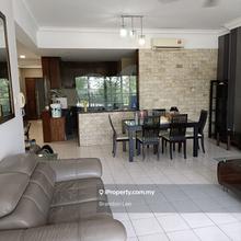 Low floor fully furnished 1 car park (extra car park at rm250)