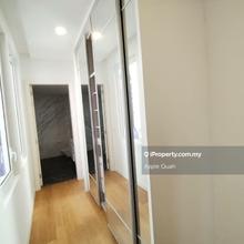 Emerald Bay 3storey link house courtyard for sale