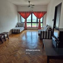 Partly furnished 614sf Aeon view Emira Residence Sek 13 Shah Alam