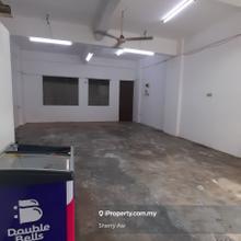 Very convenient places  easy access to high way 