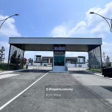 36 Serena Grove ttdi grove Semi-D house for Sale