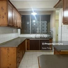Condo Kelana D'Putera Near Paradigm Mall Lembah Subang Kelana Jaya LRT