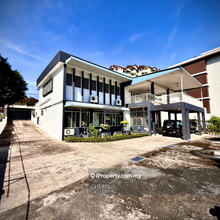 2.5 Storey Bungalow in Serene Tanjung Bungah