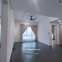 Big , high level and well maintained  unit condo for sale 