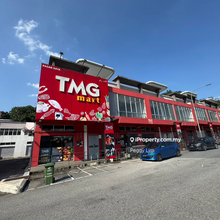 Double Storey Shoplot Facing Main Road Bentong Avenue, Pahang