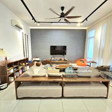 Terraza With Pavilion For Sale