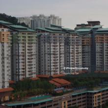 Short walk to MRT station and the curve ikea 3room2b1carparking