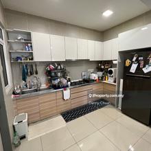 V residensi 2, Partially furnish! Freehold! Good for own stay / invest