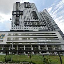 Suite Enesta best deal unit with balcony walk to MRT shops low density