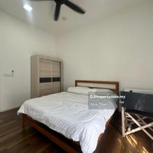 Sqwhere sungai buloh medium room for rent