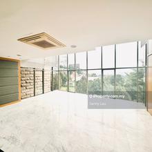 Bangsar Luxury Home with KLCC, KL Tower, TRX & Merdeka 118 Panoramas