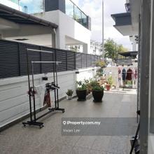 Semi D renovated 2 and half Storey