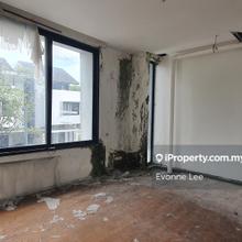 Below market value superlink offers great opportunity for renovation