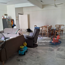 Goodyear Court 7 Apartment Basement carpark Lift Price Nego corner 