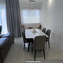 Corner unit comes with unobstructed great view and move in condition 