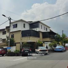 Terrace house for Sale