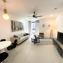 Reno Well Maintained L/Flr Freehold Corner unit Ready Return Nice View