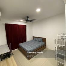 Good condition studio unit for rent 