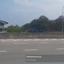 Converted commercial land at klang banting highway 