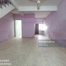 Taman Sri Gombak Fasa 9 Landed Terrace House Face Empty More Parking