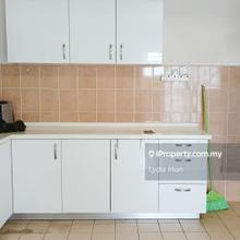 Ohmyhome Exclusive! Actual Unit Photos! Motivated Seller!