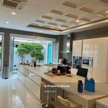 Bandar Utama Effingham 3 Sty Villa , excellent environment .