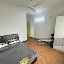 Move In Condition walking distance to lrt cahaya station 