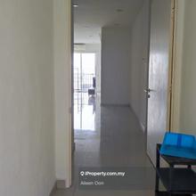 Freehold Furnished 4 bedroom Crystal Creek Condo 