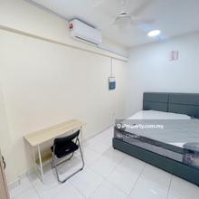 Mix Gender Unit Medium Room For Rent,Free Utilities Free Wifi