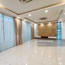 2 Sty Cluster / Renovated/Prime Location/ Surrounded Amenities
