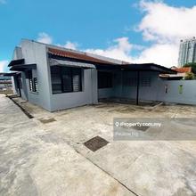 Taman Pelangi @ Jln Biru 3 JB Town Large Single Storey Semi-D For rent