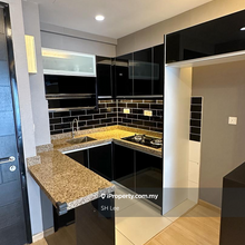 Wellesley Studio For Sales