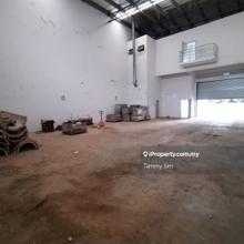 1.5 Storey Semi D Factory For Rent