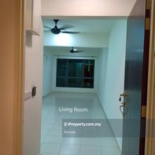 Worth Buy Unit One Foresta 900sf Original Unit 2 Car Park