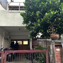 2 storey house 