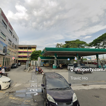 Facing main road high roi
