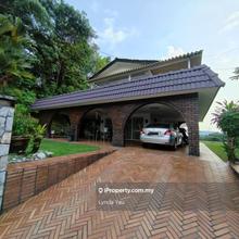 Bungalow at Jalan Banting, Taman Desa for Sale.