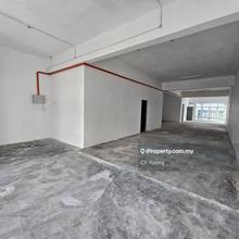 Radin Bagus, First Floor With Lift
