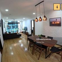 Fully furnished condition,suitable for couple and small family!