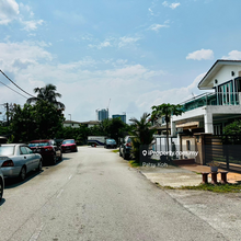 Puchong ,Taman kinrara 5 