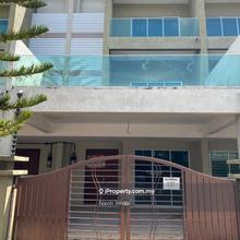 Le Greene,Tambun Gated Guarded 3 Storey House For Sale Rm 480,000
