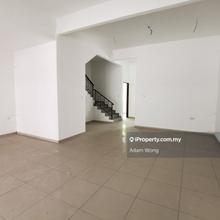 Terrace house for Sale